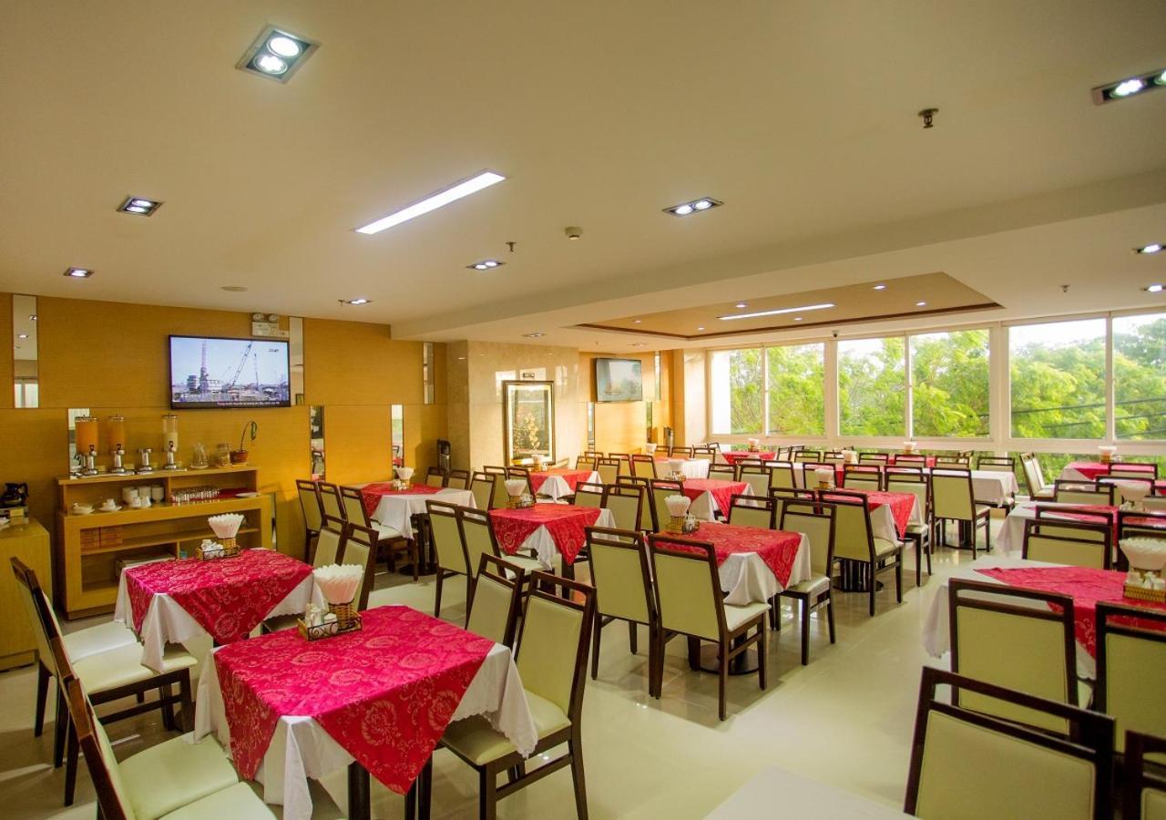 Dendro Beachfront Hotel Nha Trang Kültér fotó
